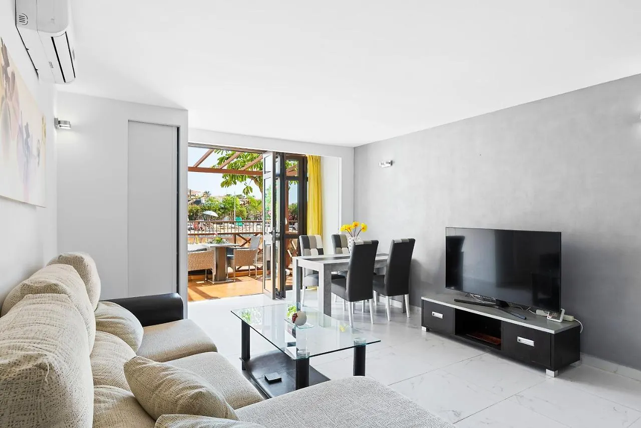 Neptuno Pool And Beach Private Access Puerto de Santiago