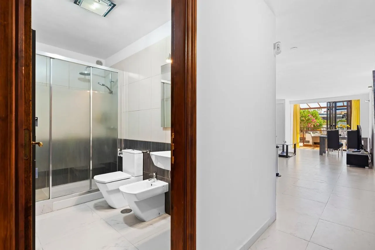 Neptuno Pool And Beach Private Access Puerto de Santiago  Apartment Puerto de Santiago (Tenerife)